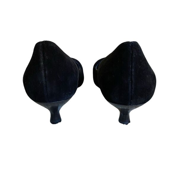 Salvatore Ferragamo Black Suede Pumps 6B Pointed Toe Kitten Heel Party Office - Picture 11 of 11